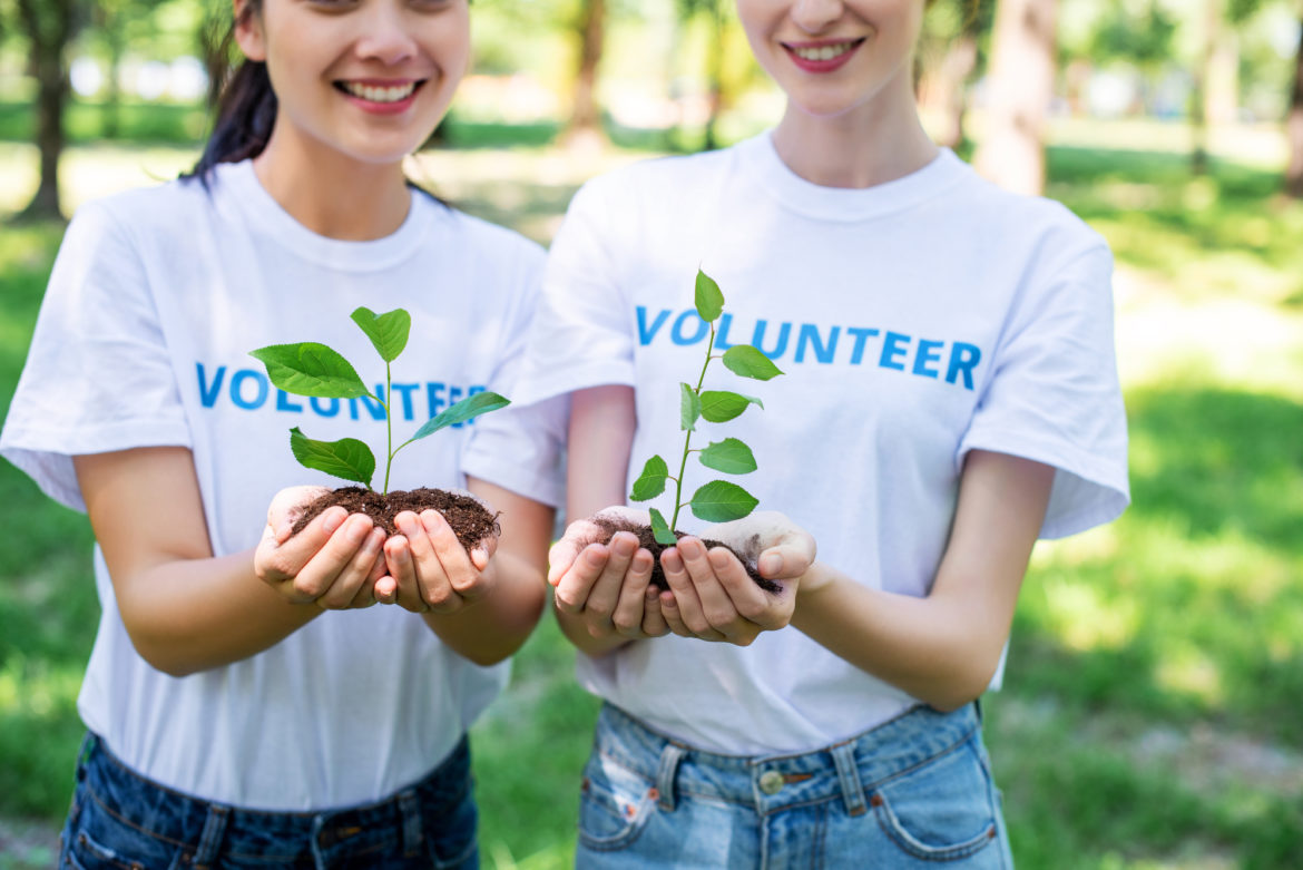 Depositphotos_199512128_l-2015 contratar voluntarios