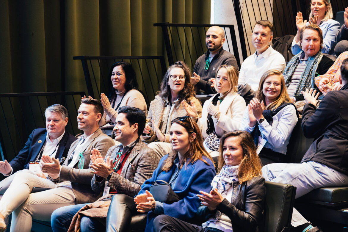 Applauses – GLOBAL Sales Tech Festival – Club GLOBALS GLOBAL Sales Tech Festival