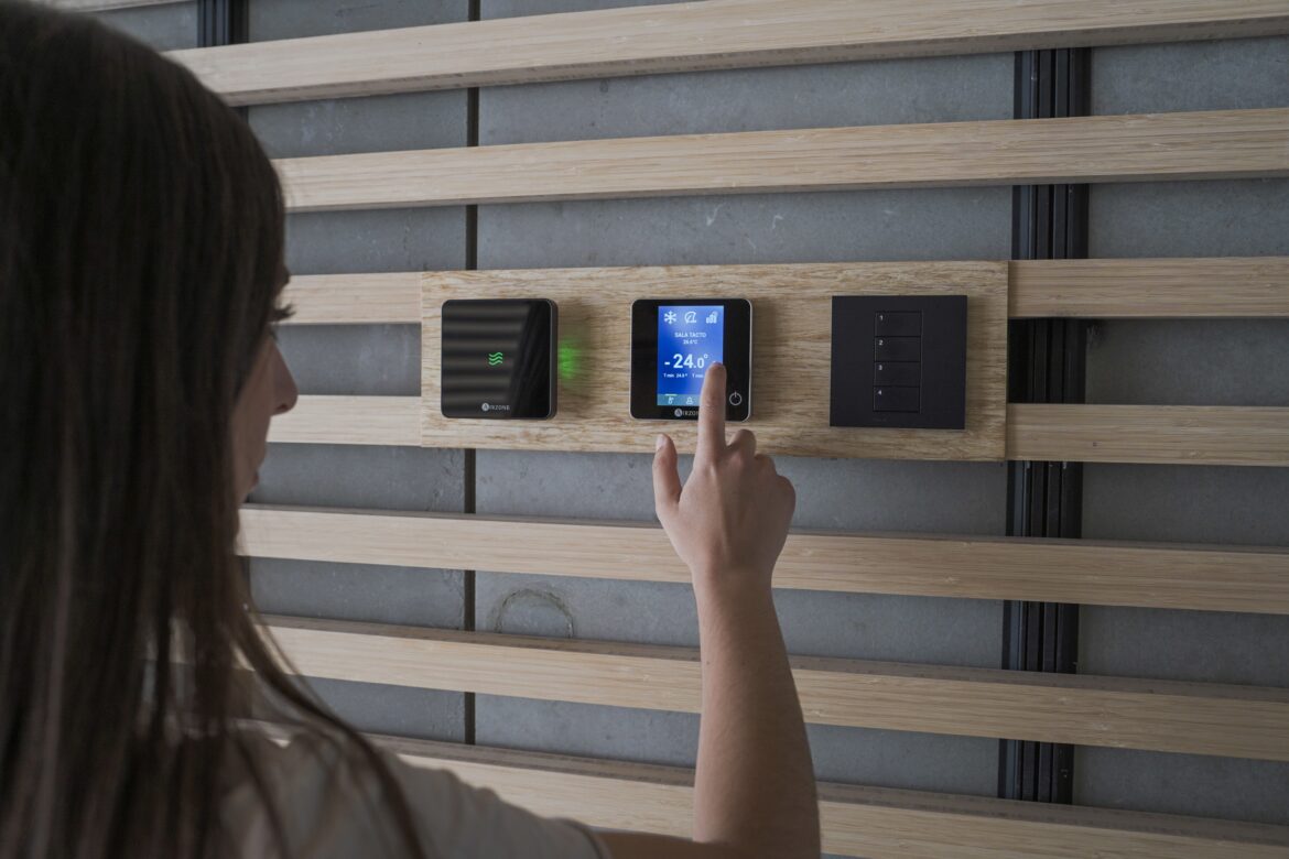 Síntomas por mala calidad del aire en el trabajo: el 74% de los trabajadores españoles los ha padecido