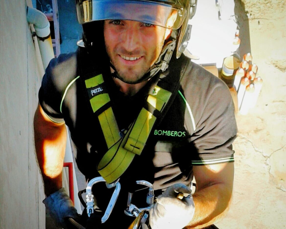 Adiós al código de colores: el bombero psicólogo que enseña a subrayar cómo piensa el cerebro