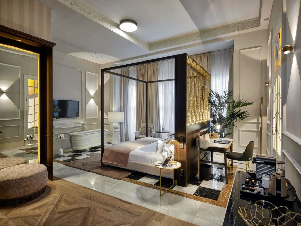 MYR Hotels, la única cadena con dos hoteles entre los diez mejor valorados de España