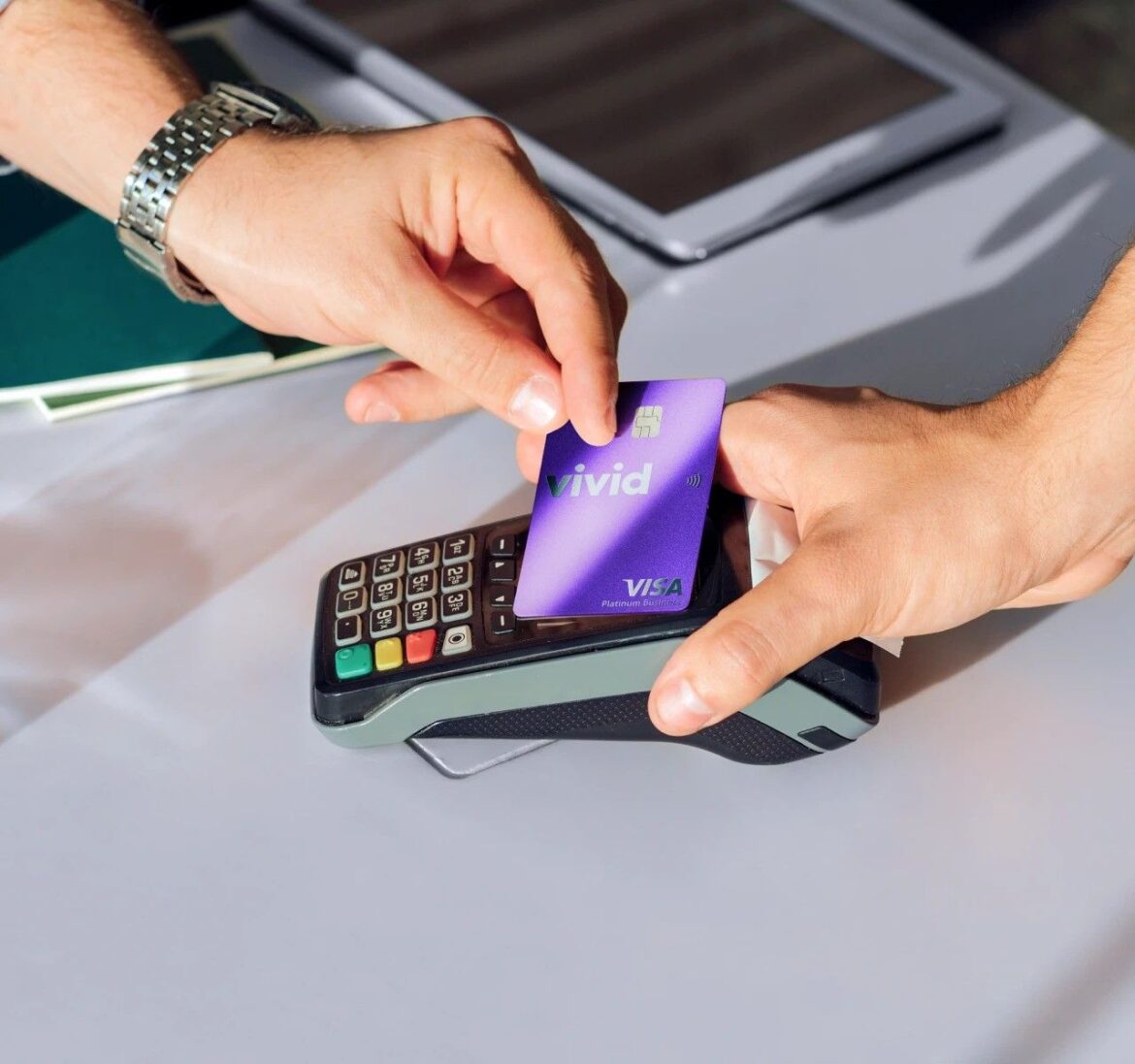 Vivid y Adyen se unen para lanzar soluciones de pago para las empresas en Europa