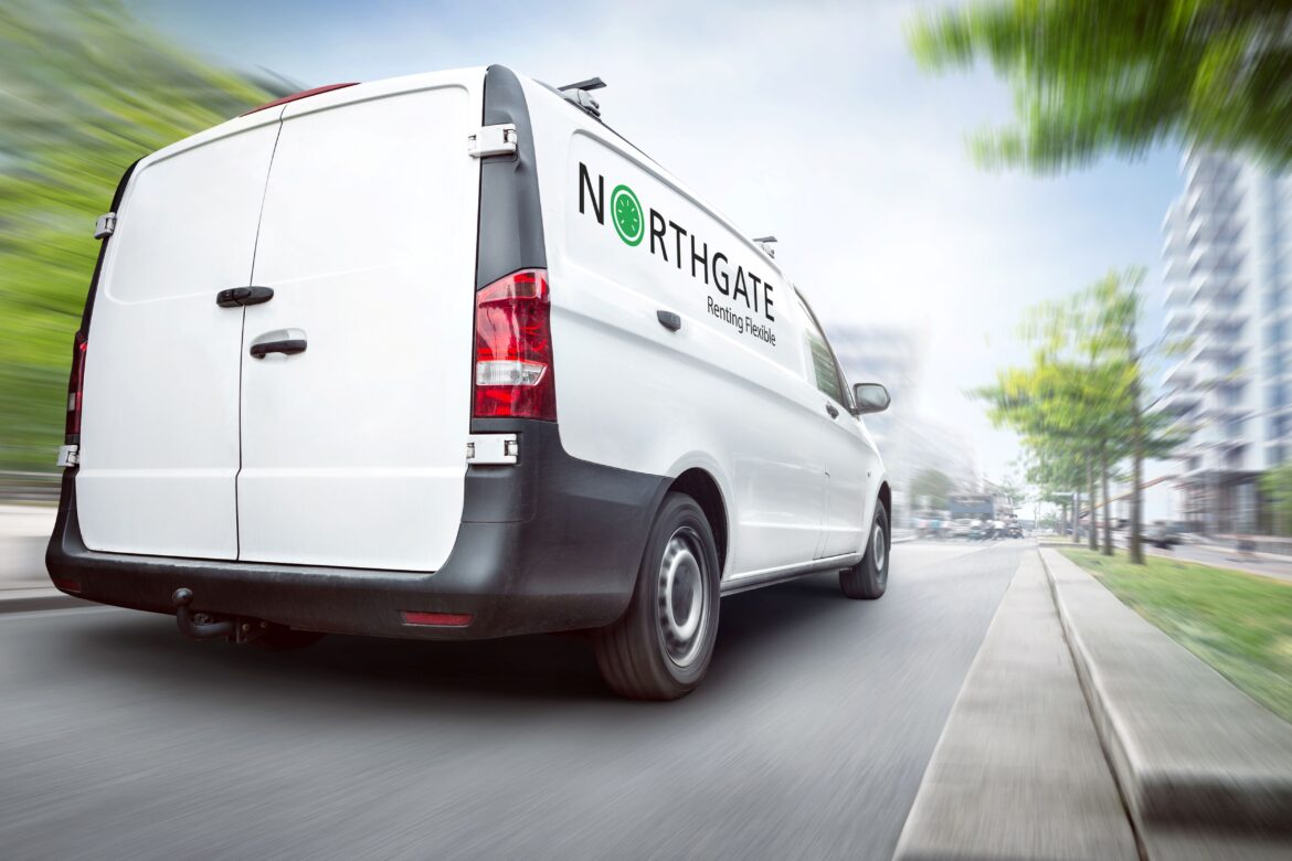 Empresas y autónomos optan por el renting flexible para operar con eficiencia en verano