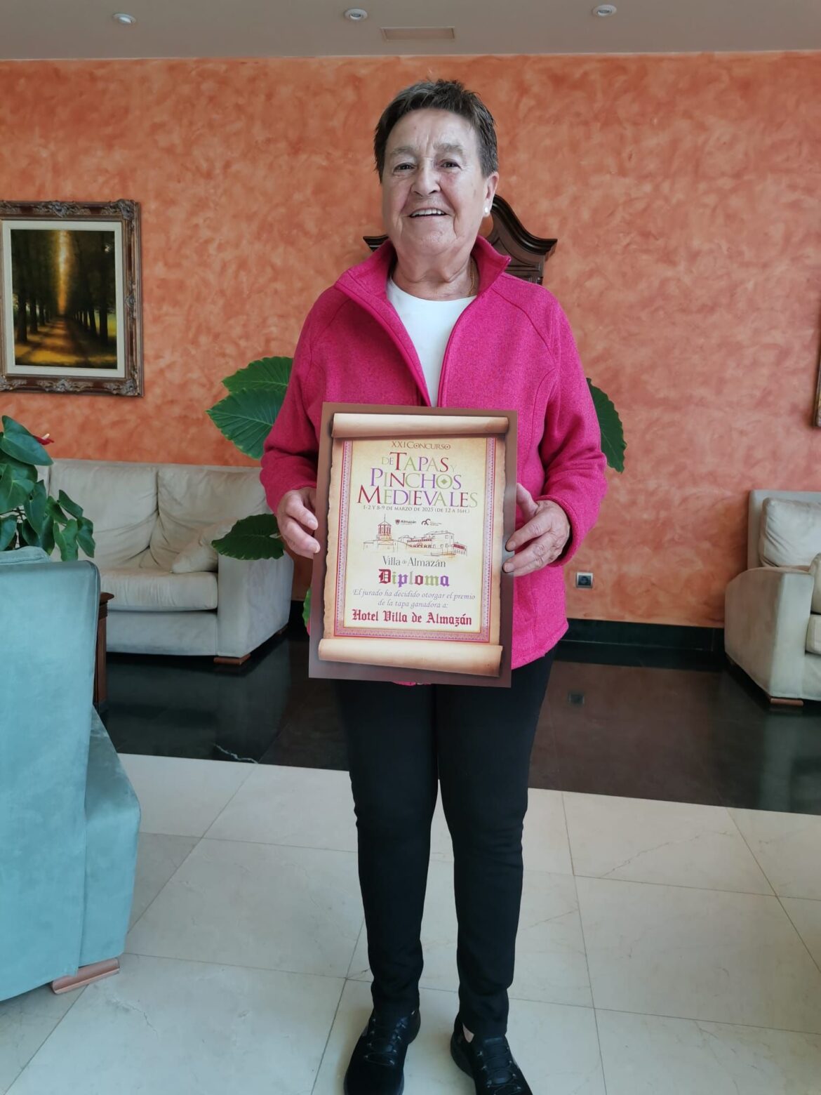 Julia Medrano, reina del pincho medieval de Almazán, aspira a coronarse Chef Medieval 2025 en casa