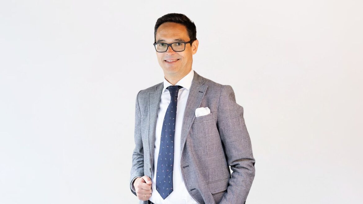 Rúa Abogados celebra 50 años como referente en reclamaciones colectivas y presenta su nueva identidad corporativa