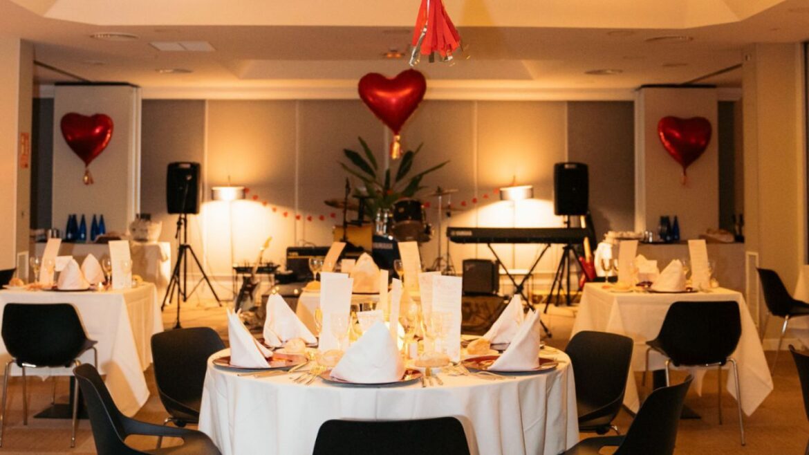 El hotel 1881 Madrid Ventas celebra San Valentín con una noche romántica de cena, ópera y baile