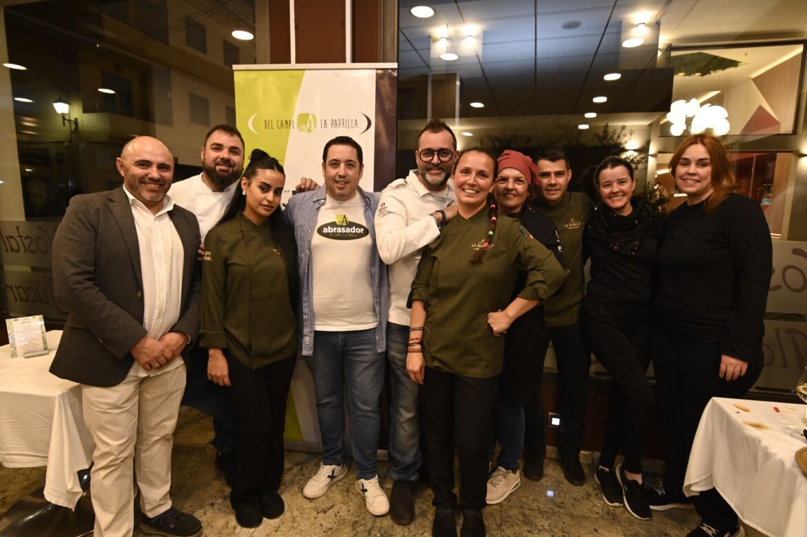 Inauguración del restaurante La Parrilla de Alcalá en Alcalá del Jucar