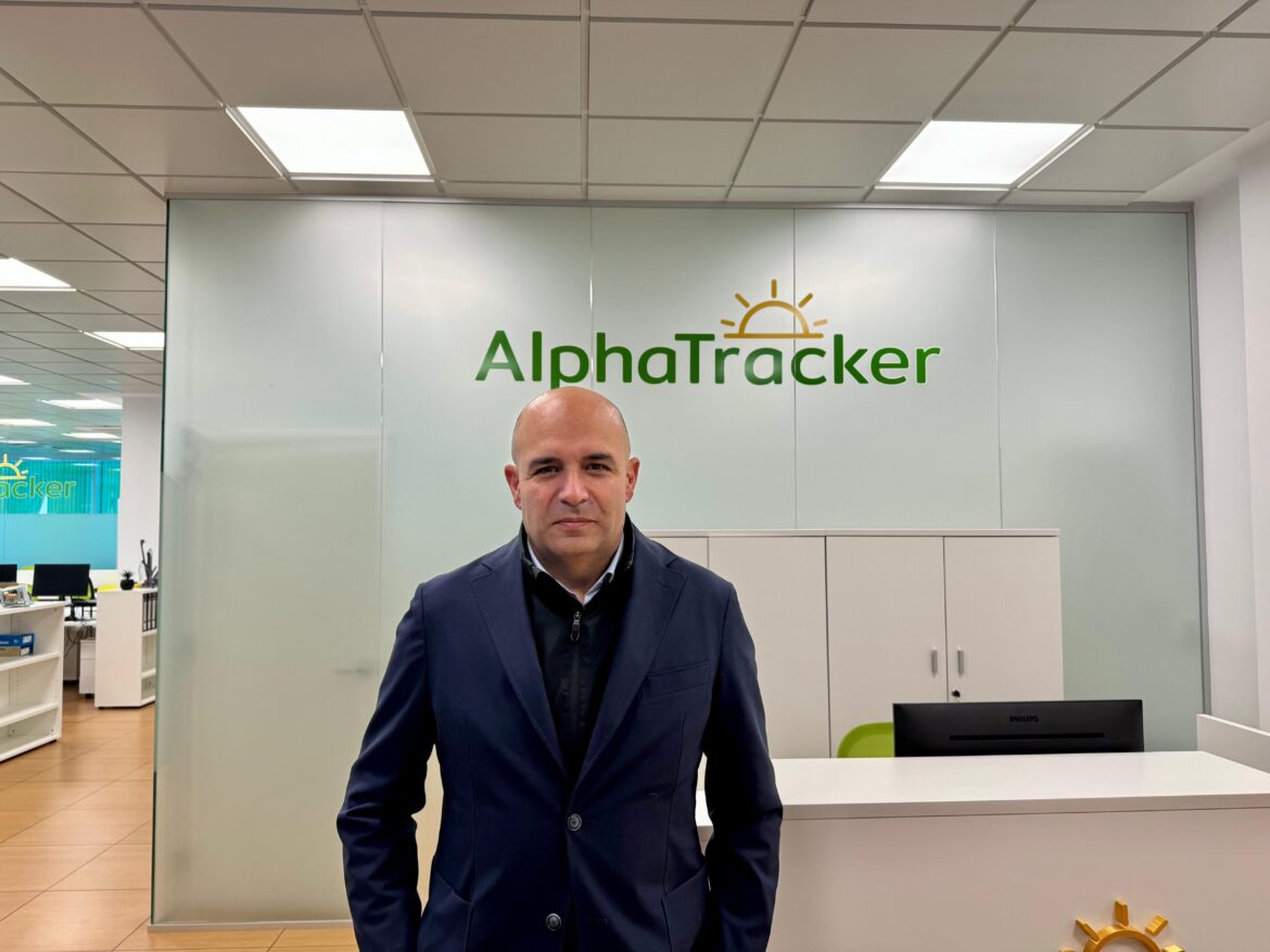 AlphaTracker crece un 32% en 2025 y se consolida como referente global en agrovoltaica