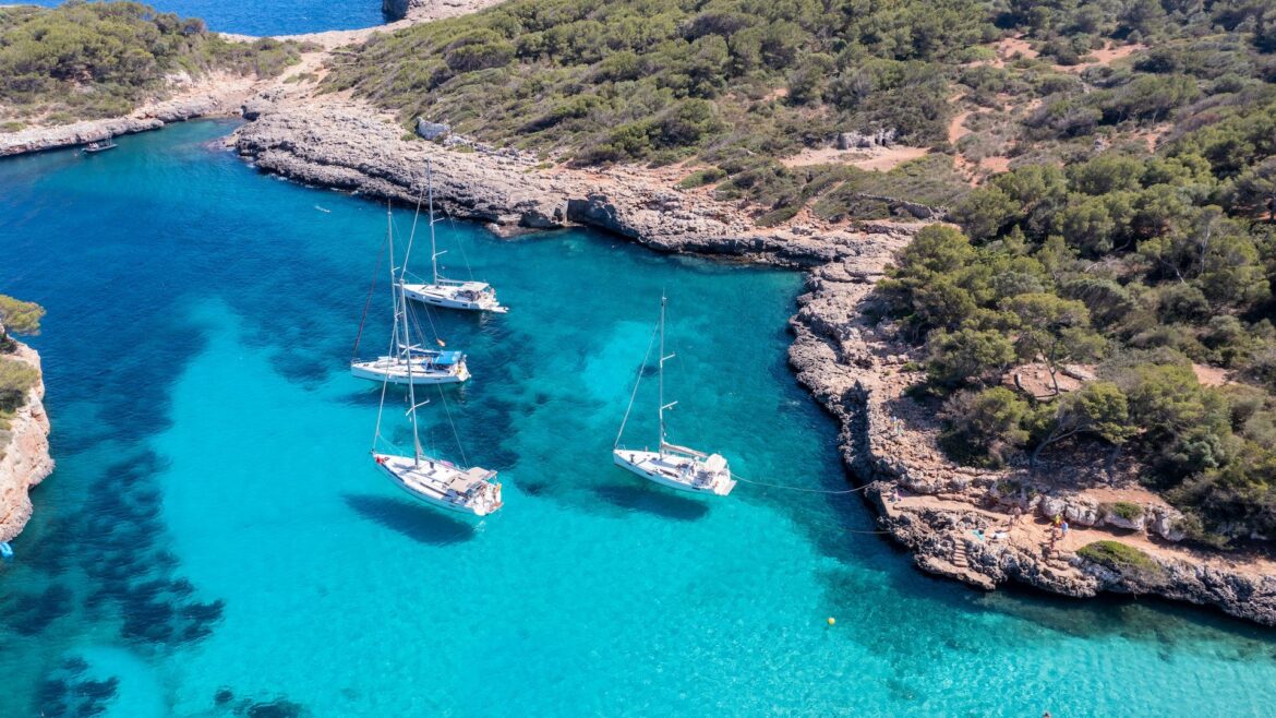 El barco que genera su propia energía: Pi Nautic llega al Mediterráneo
