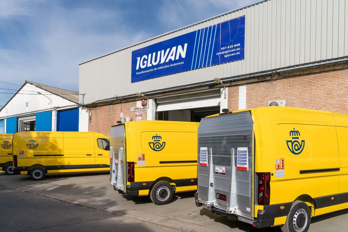 Igluvan convierte los vehículos de Correos en herramientas de trabajo avanzadas