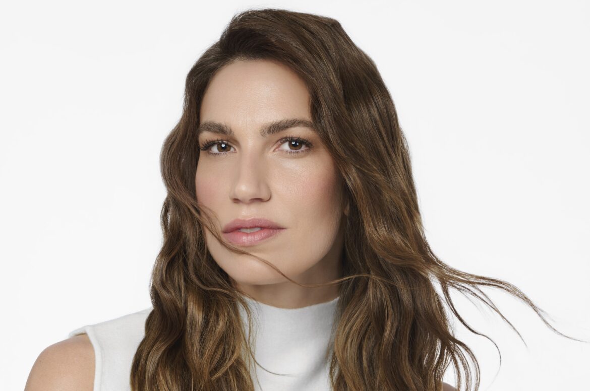 Salerm Cosmetics presenta STOP CAÍDA, tres soluciones profesionales para fortalecer, densificar y revitalizar el cabello con tendencia a la caída