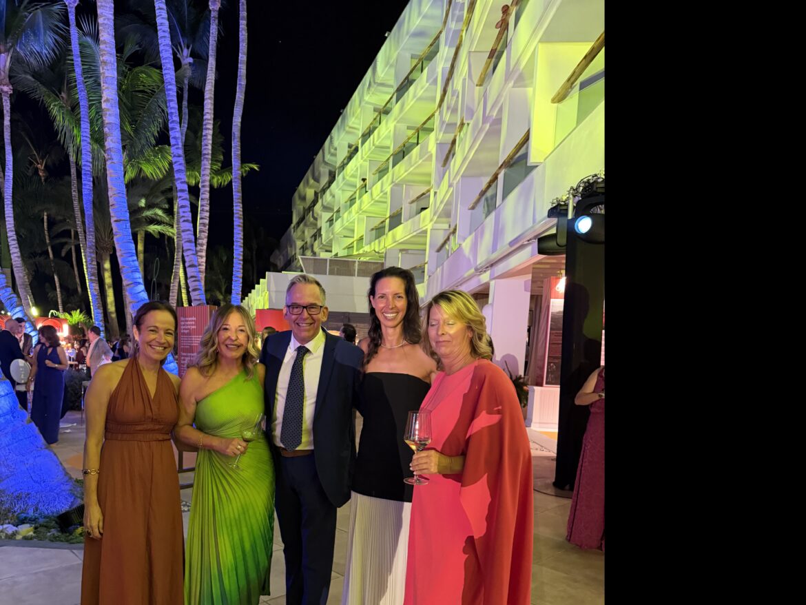 Schauinsland-Reisen y Viajes Canarias Europa asisten al 60.º aniversario del Grupo Fariones