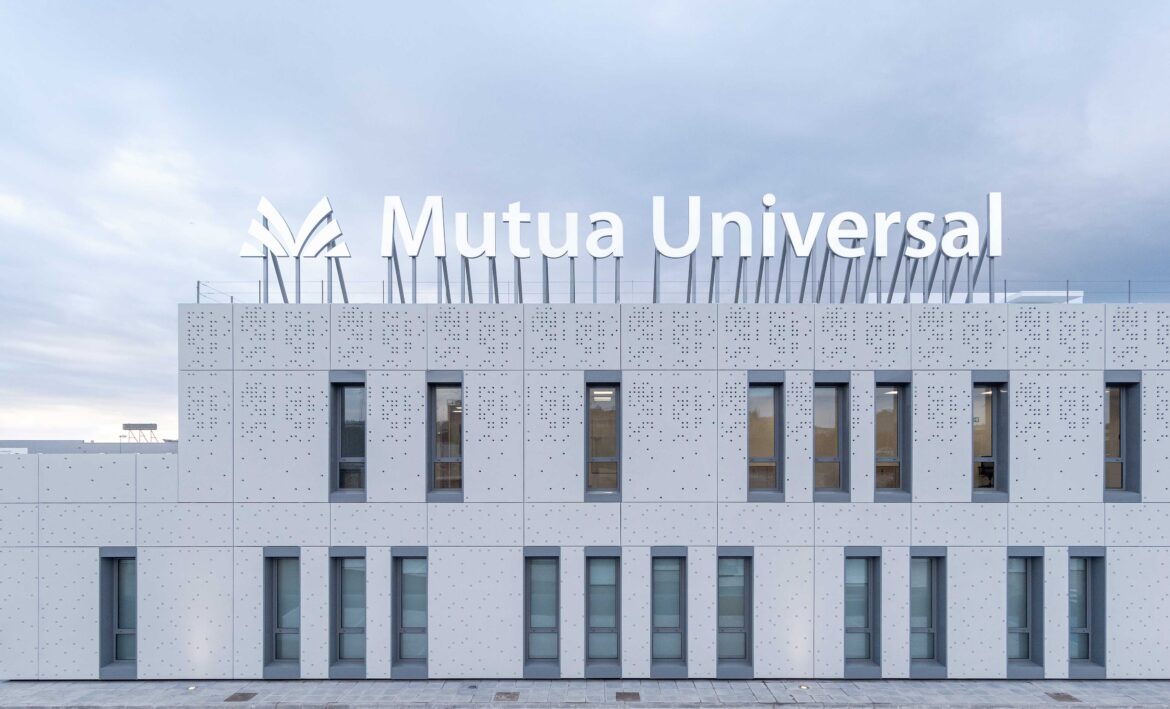 Mutua Universal y Universidad de Deusto abordan el impacto de las bajas laborales por salud mental